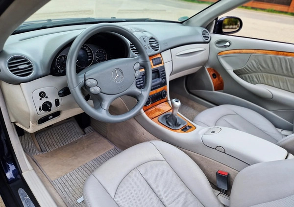 Mercedes-Benz CLK cena 28900 przebieg: 147000, rok produkcji 2005 z Gościno małe 742